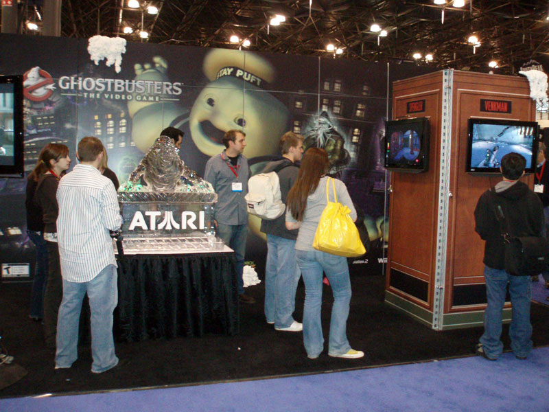 Illustration for article titled A Look At The Gaming Booths From Comic-Con